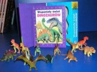 Wspaniały świat dinozaurów - okładka książki