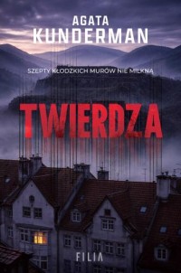 Twierdza - okładka książki